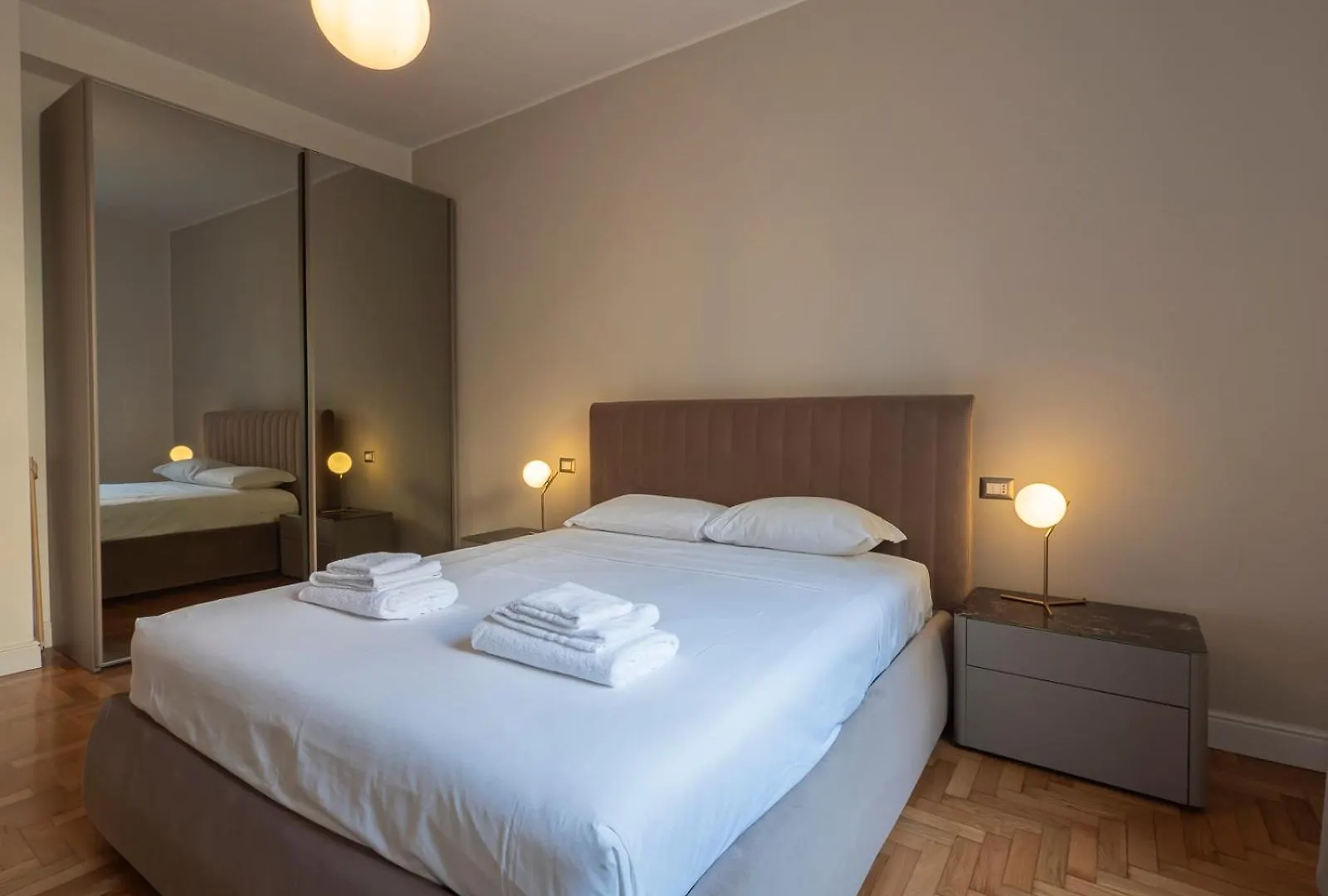 Big Apartment Close To Bocconi / Humanitas / Ieo Milan