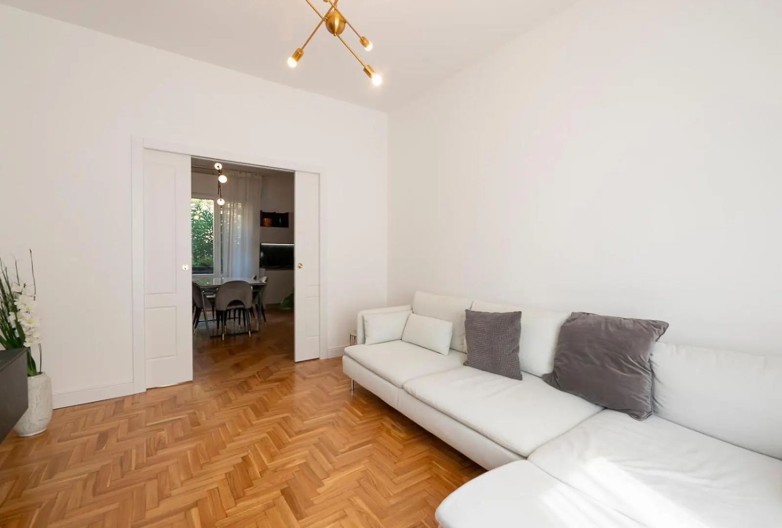 Big Apartment Close To Bocconi / Humanitas / Ieo Milan
