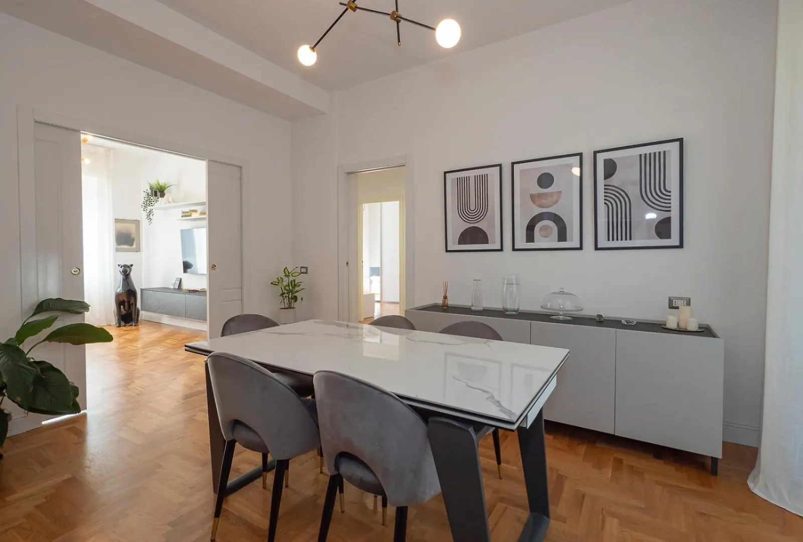 Big Apartment Close To Bocconi / Humanitas / Ieo Milan Italy