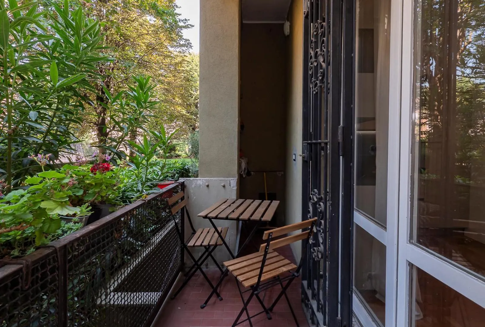 Big Apartment Close To Bocconi / Humanitas / Ieo Milan