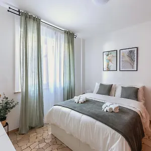 8 Min Dalla Metro Casa Elegante Con Netflix E Wifi Milano